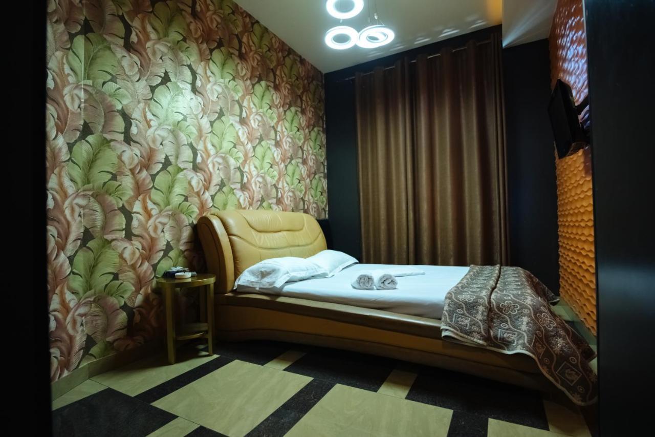 GOLDEN SECONDS Hotel Erivan Exterior foto