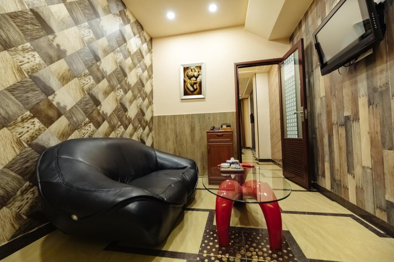 GOLDEN SECONDS Hotel Erivan Exterior foto