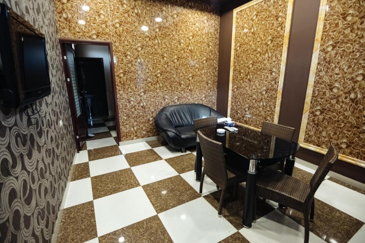 GOLDEN SECONDS Hotel Erivan Exterior foto