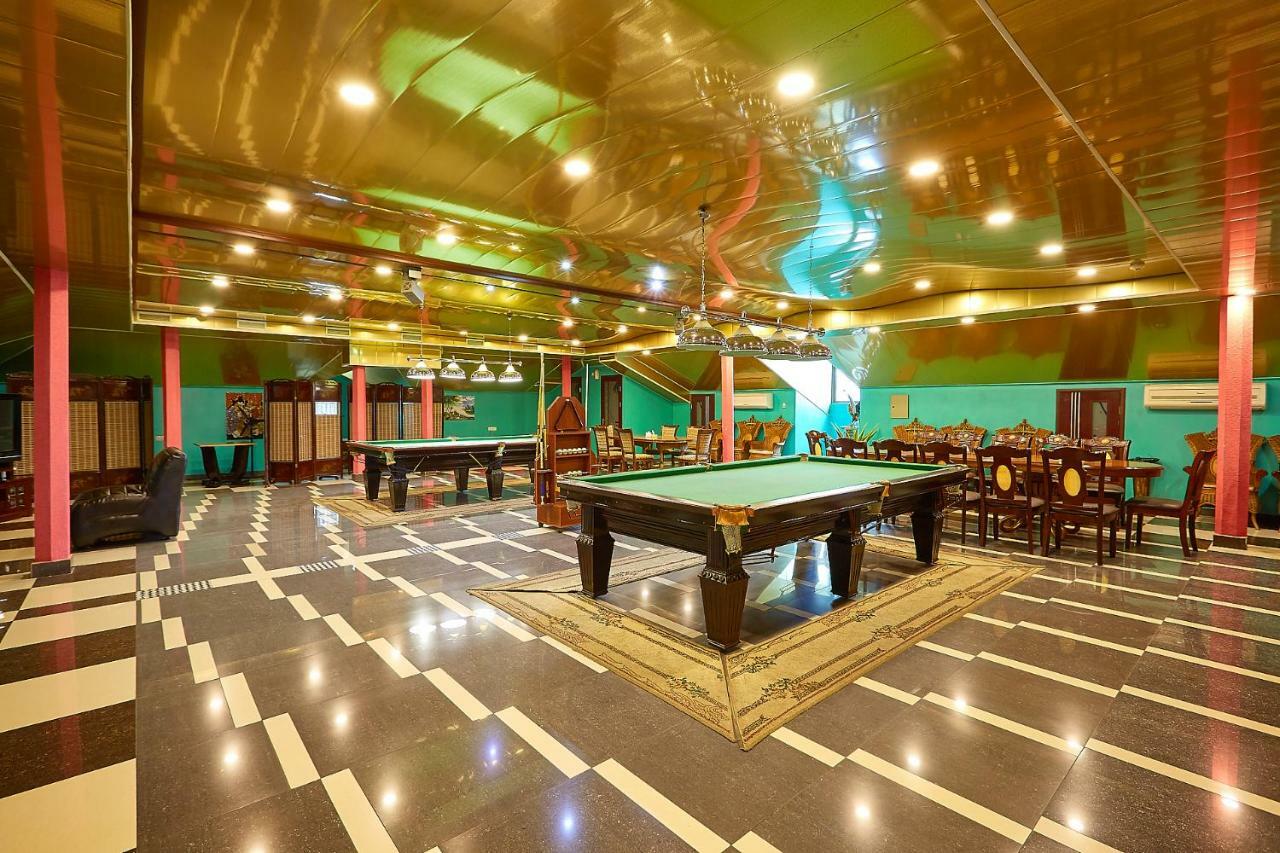 GOLDEN SECONDS Hotel Erivan Exterior foto